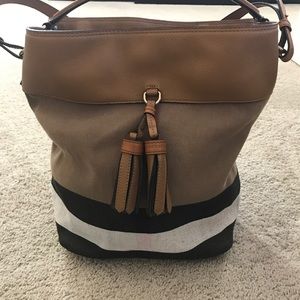 Burberry Medium Ashby Bucket Bag Exc Condition